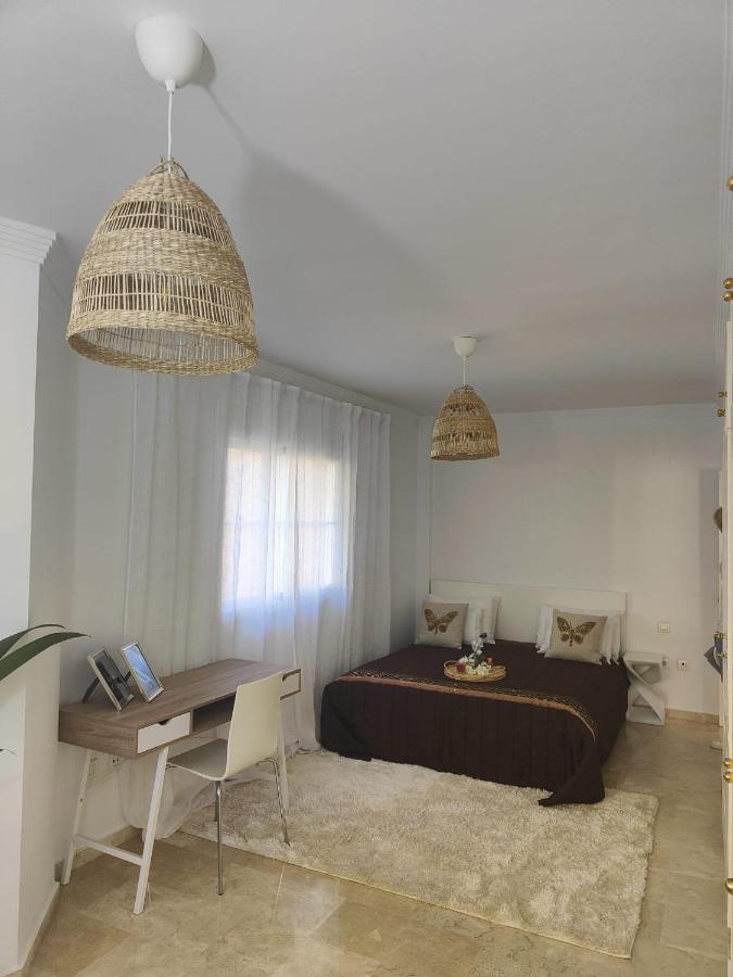 Center Beach 2 Beds Appartement Elviria Marbella Eksteriør bilde