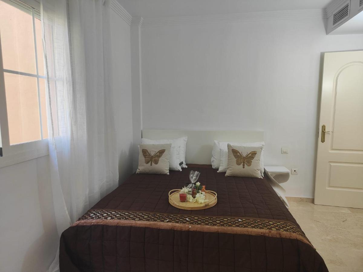 Center Beach 2 Beds Appartement Elviria Marbella Eksteriør bilde